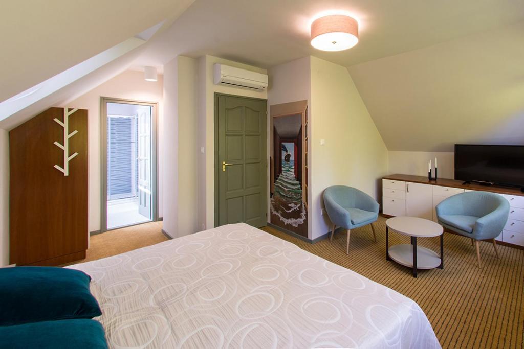 Villa Oliva Boutique Rooms&Spa Zamárdi Esterno foto